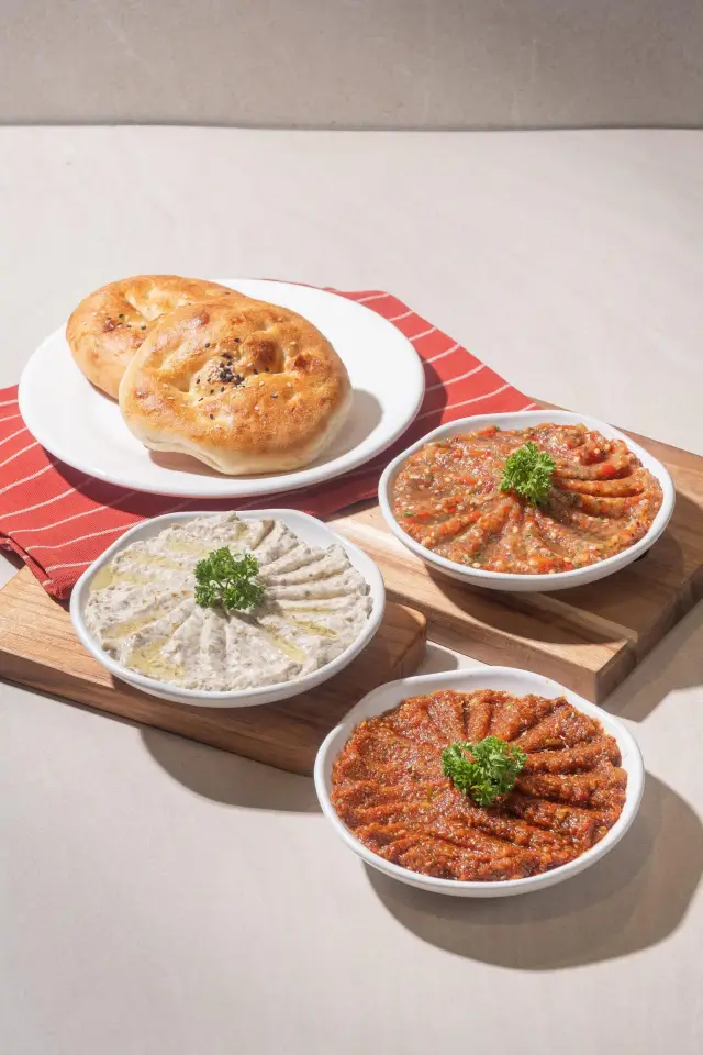 Baba ghanoush, eggplant ezme and spicy acılı ezme meze plates