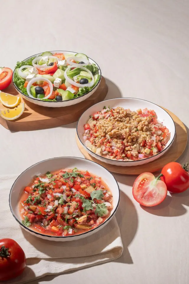 Akdeniz, Gavurdağı and Adana salads with fresh vegetables and pomegranate dressing